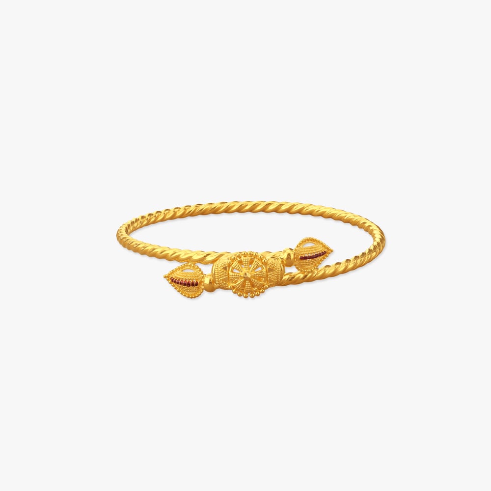 

Lotus Radiance Gold Bangle