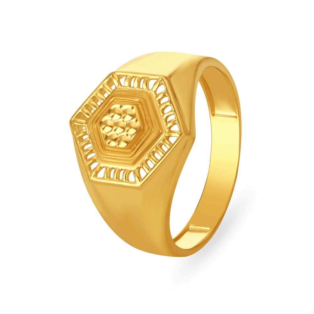 

Stately 22 Karat Yellow Gold Finger Ring