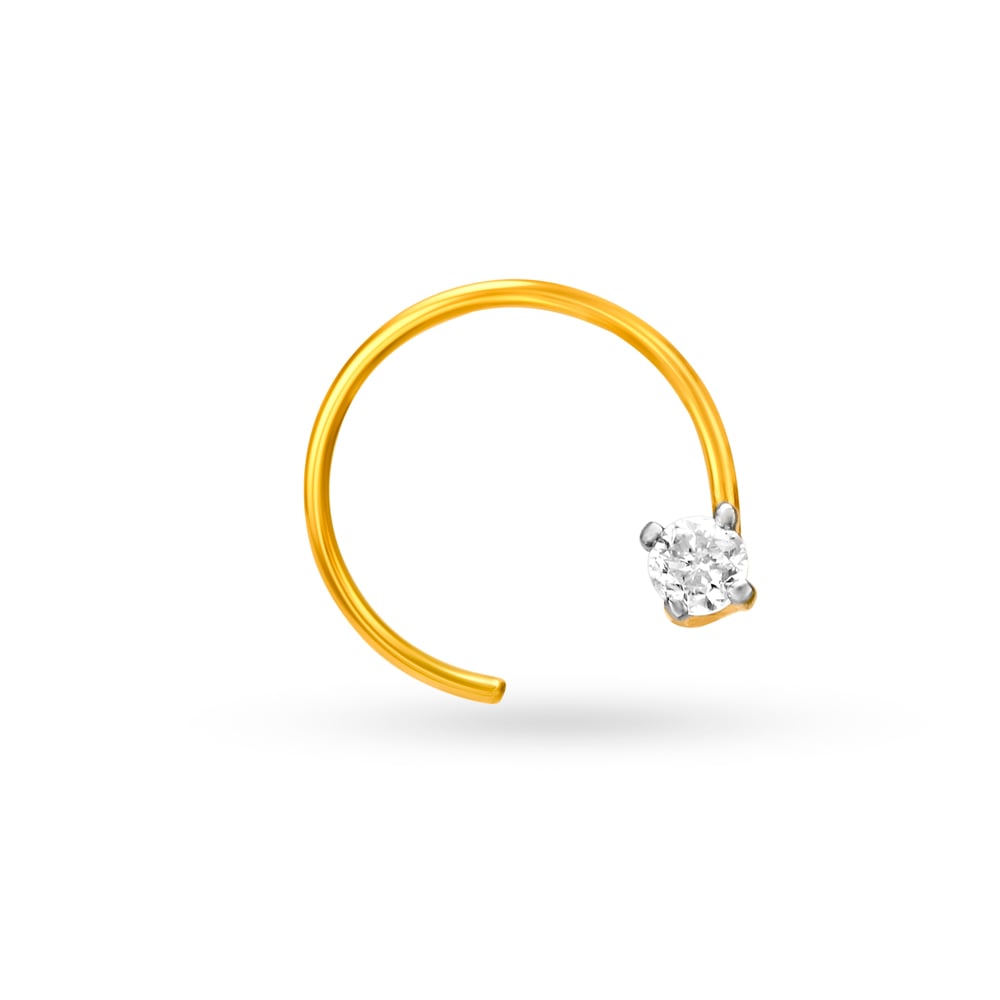 

Classic Gold and Diamond Nose Pin