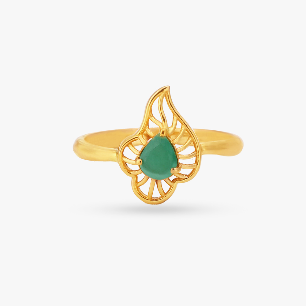 Leafy Gold Finger Ring,,hi-res image number null