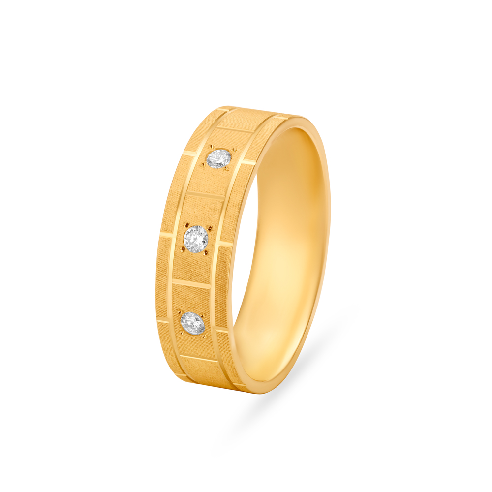 

Textured Diamond Men's Finger Ring