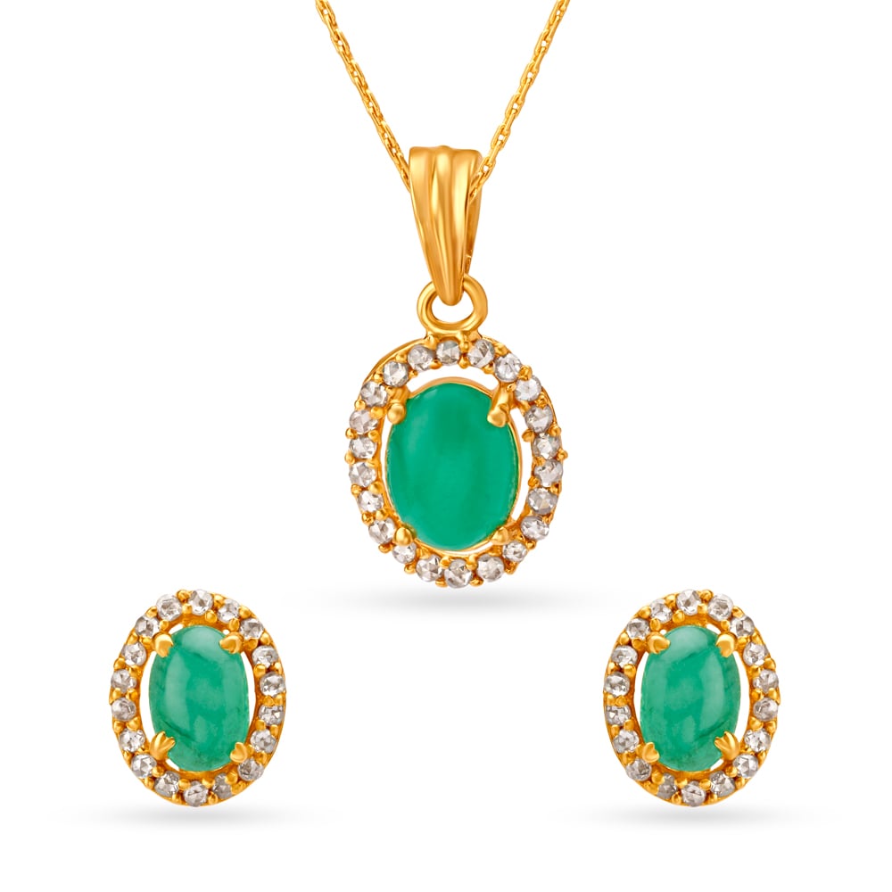 Emerald Studded Circular Design Gold Pendant And Earrings