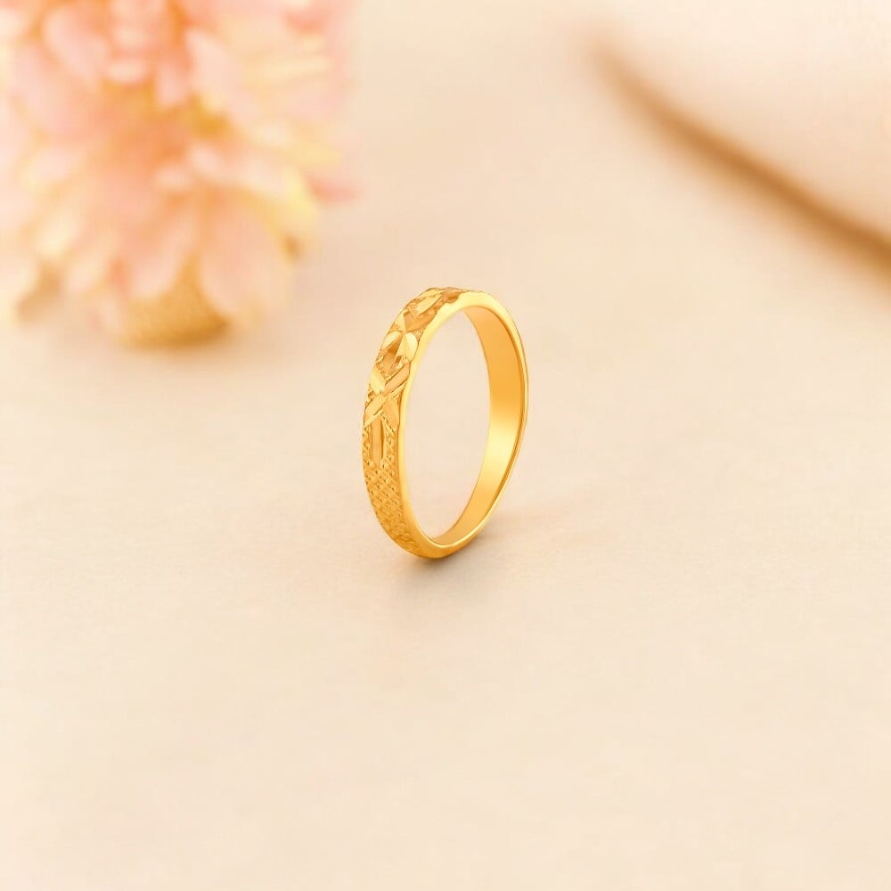 

Brilliant Lattice 22 Karat Gold Ring