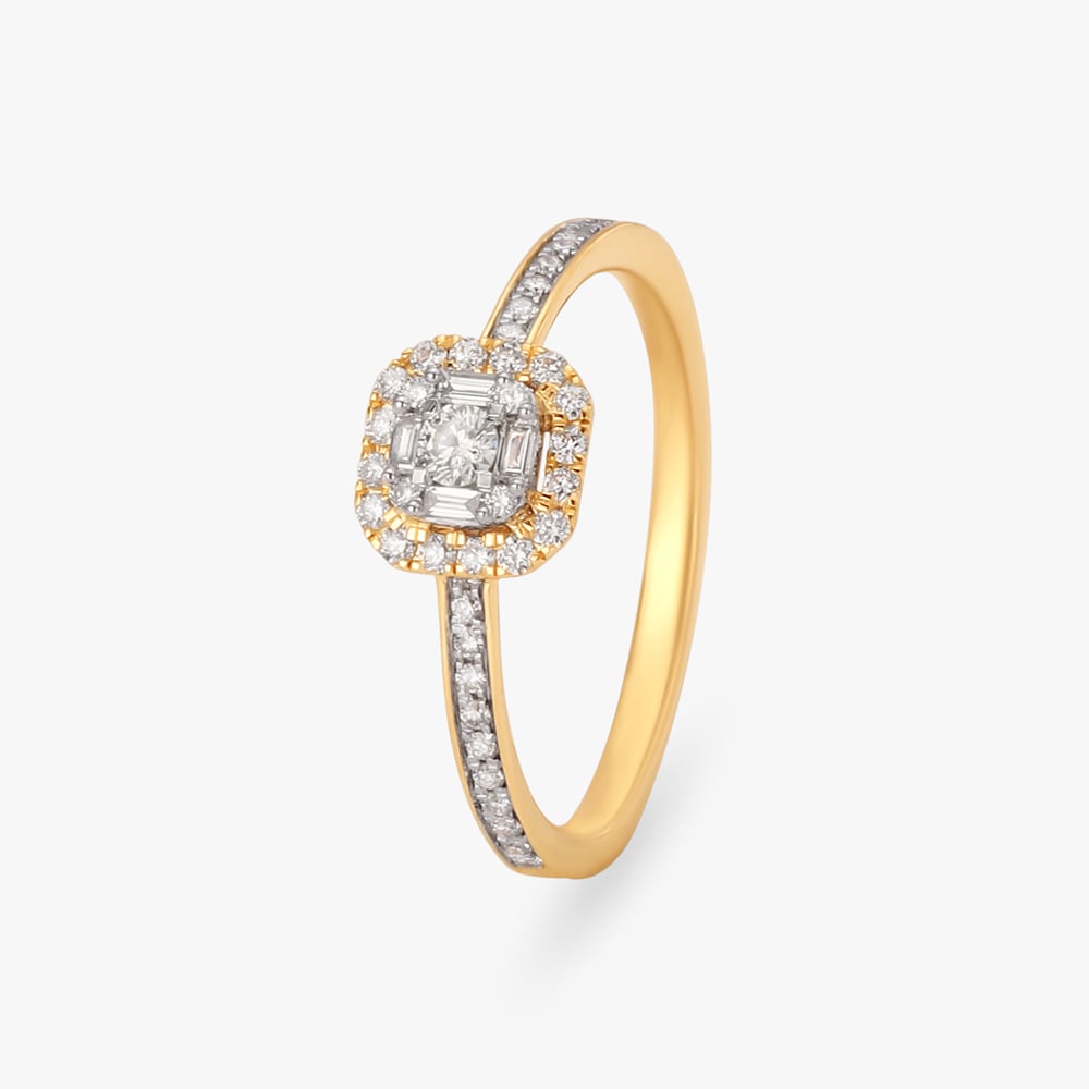 

Delightful Diamond Finger Ring