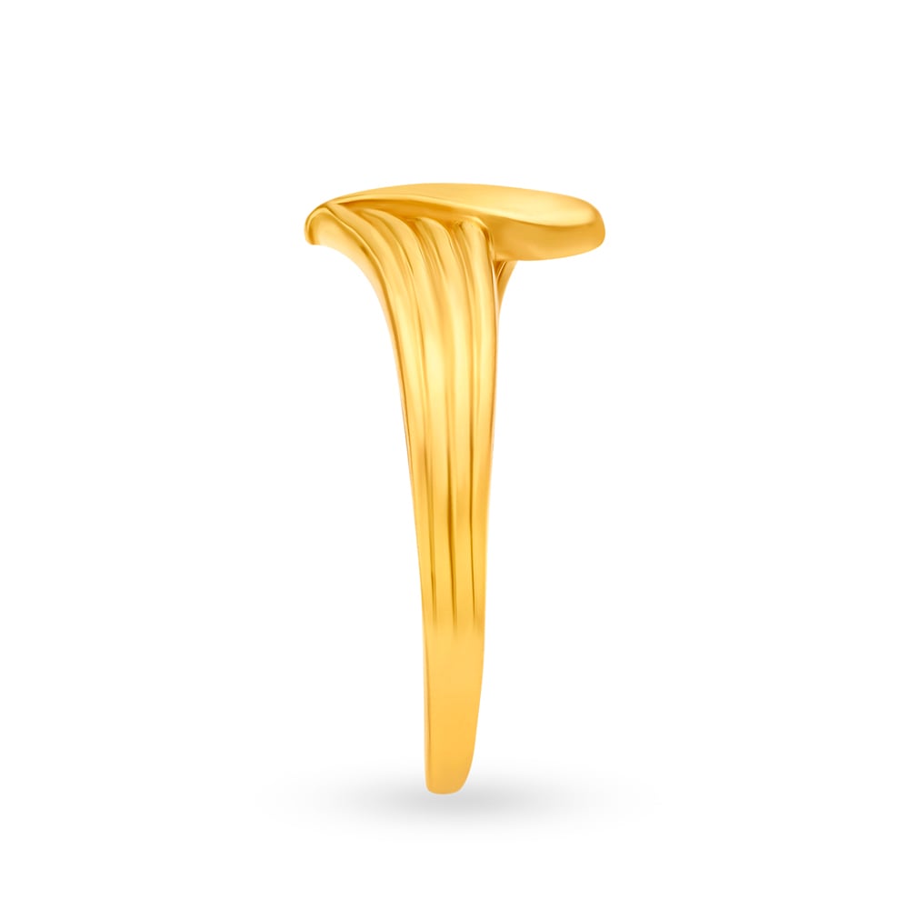 Sophisticated 22 Karat Yellow Gold Ridged Finger Ring,,hi-res image number null