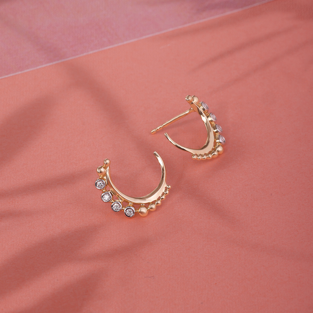 14KT Yellow Gold Curvy Stud Earrings,,hi-res image number null
