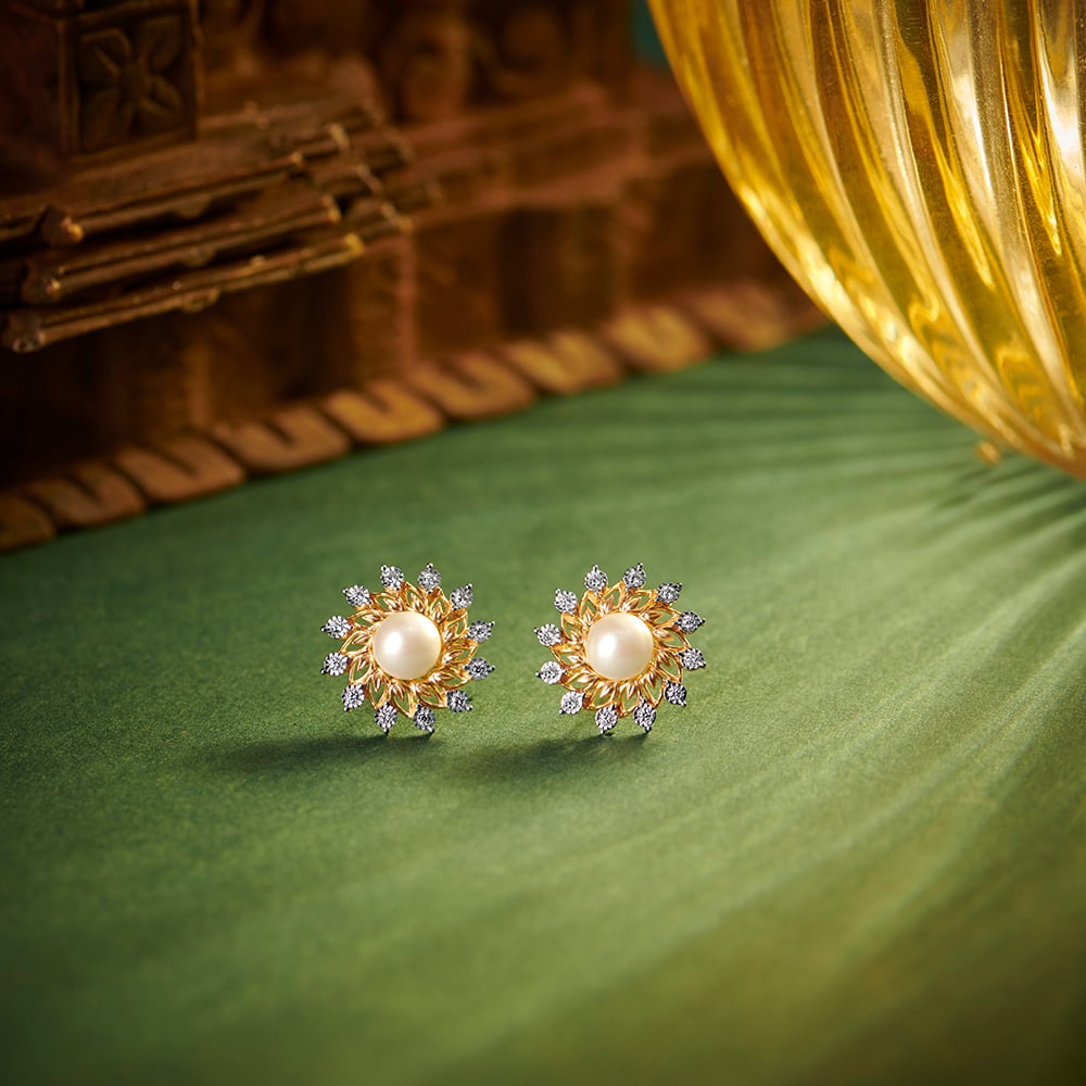 

Magnificent Floral Diamond Stud Earrings in Yellow and White Gold