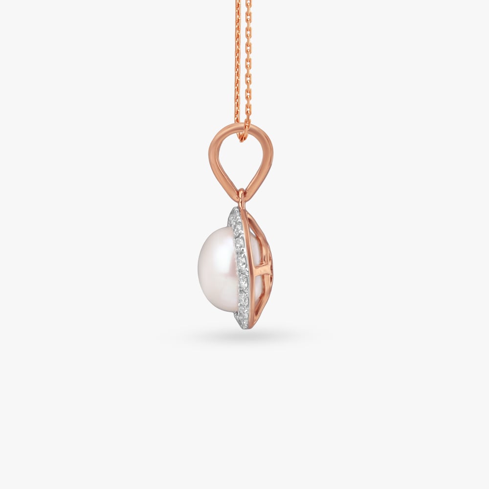 Moonlit Halo Diamond Pendant,,hi-res image number null