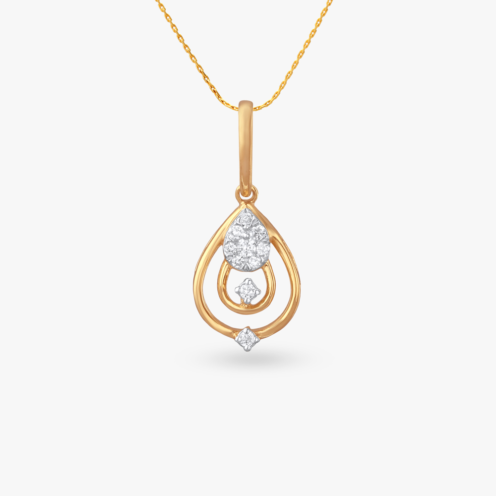 

Dewdrop Cluster Diamond Pendant