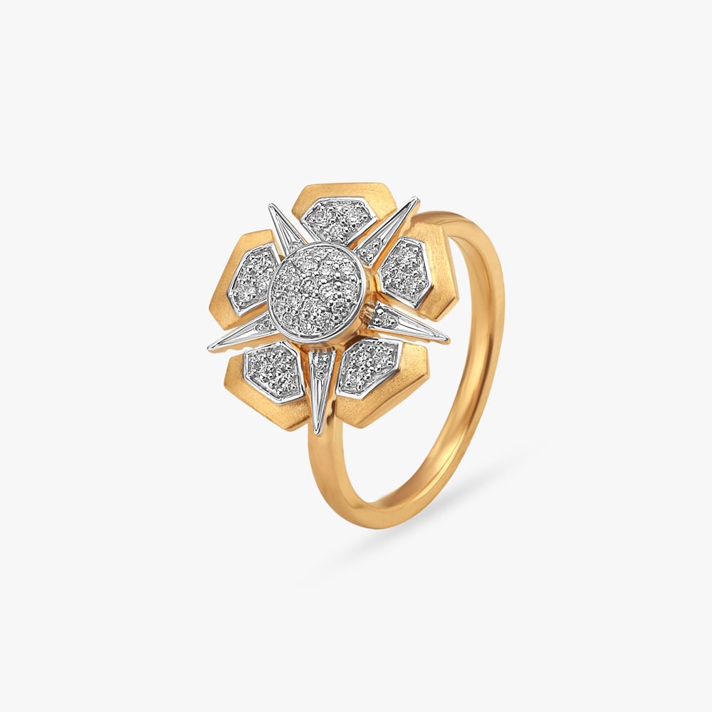 

Starburst Spin Diamond Ring