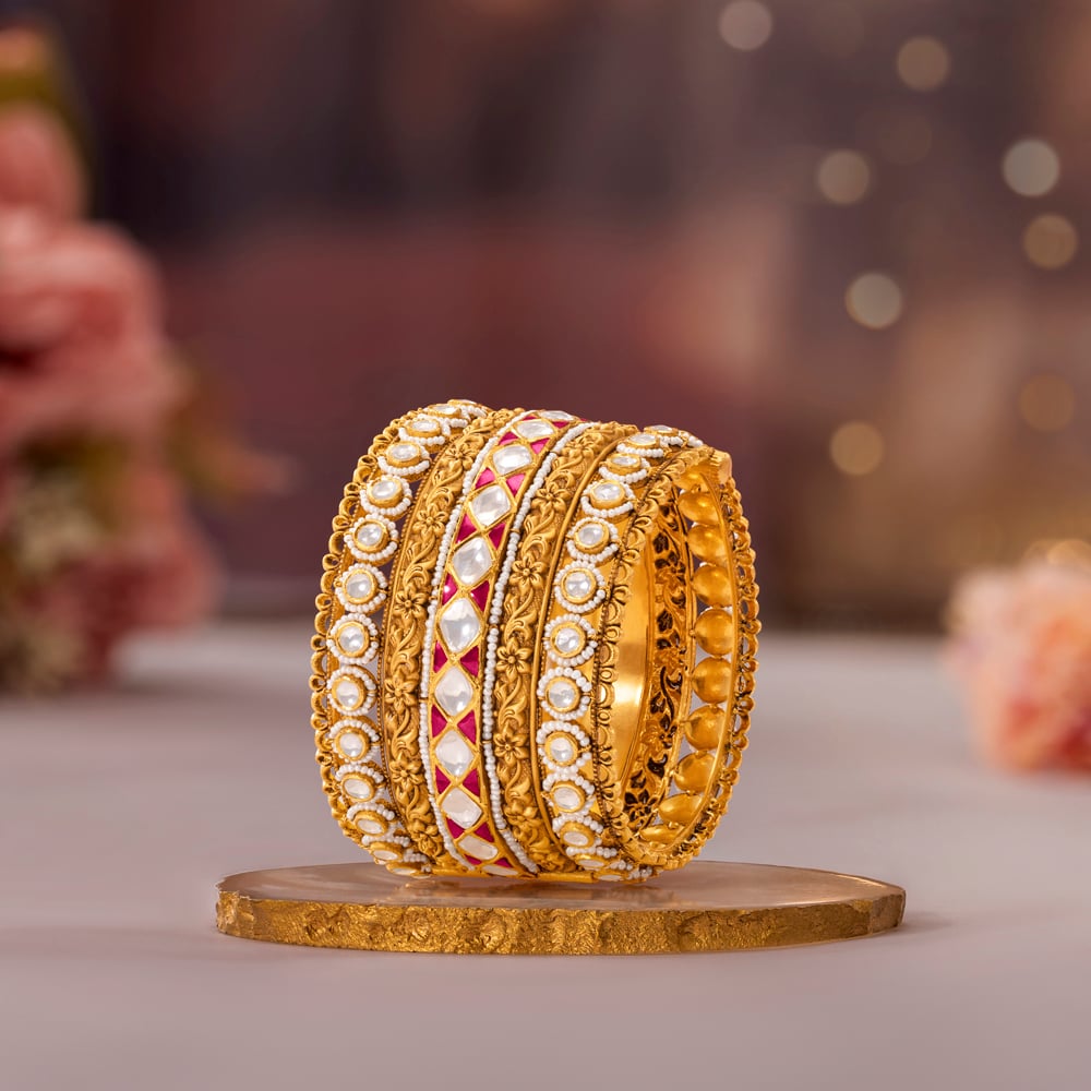 Gajra Glory Gold Bangle,,hi-res image number null
