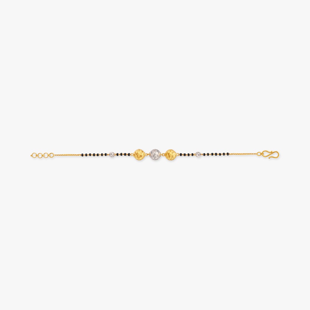 Chic Gold Bracelet,,hi-res image number null