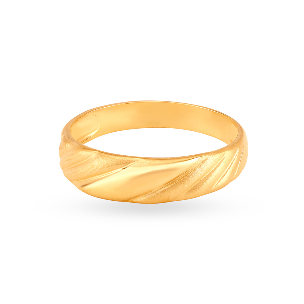 Sculpted Gold Finger Ring for Men,,hi-res image number null
