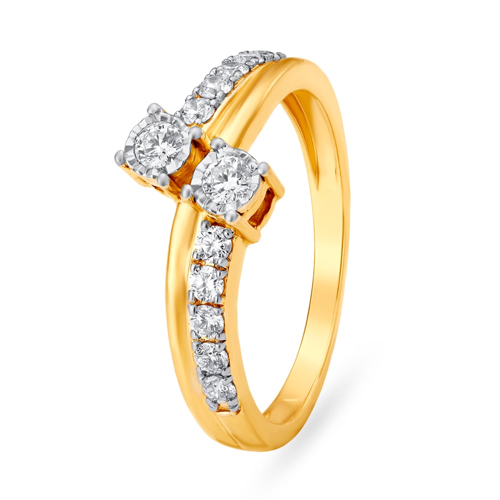 

Glamorous 18 Karat Yellow Gold And Diamond Finger Ring