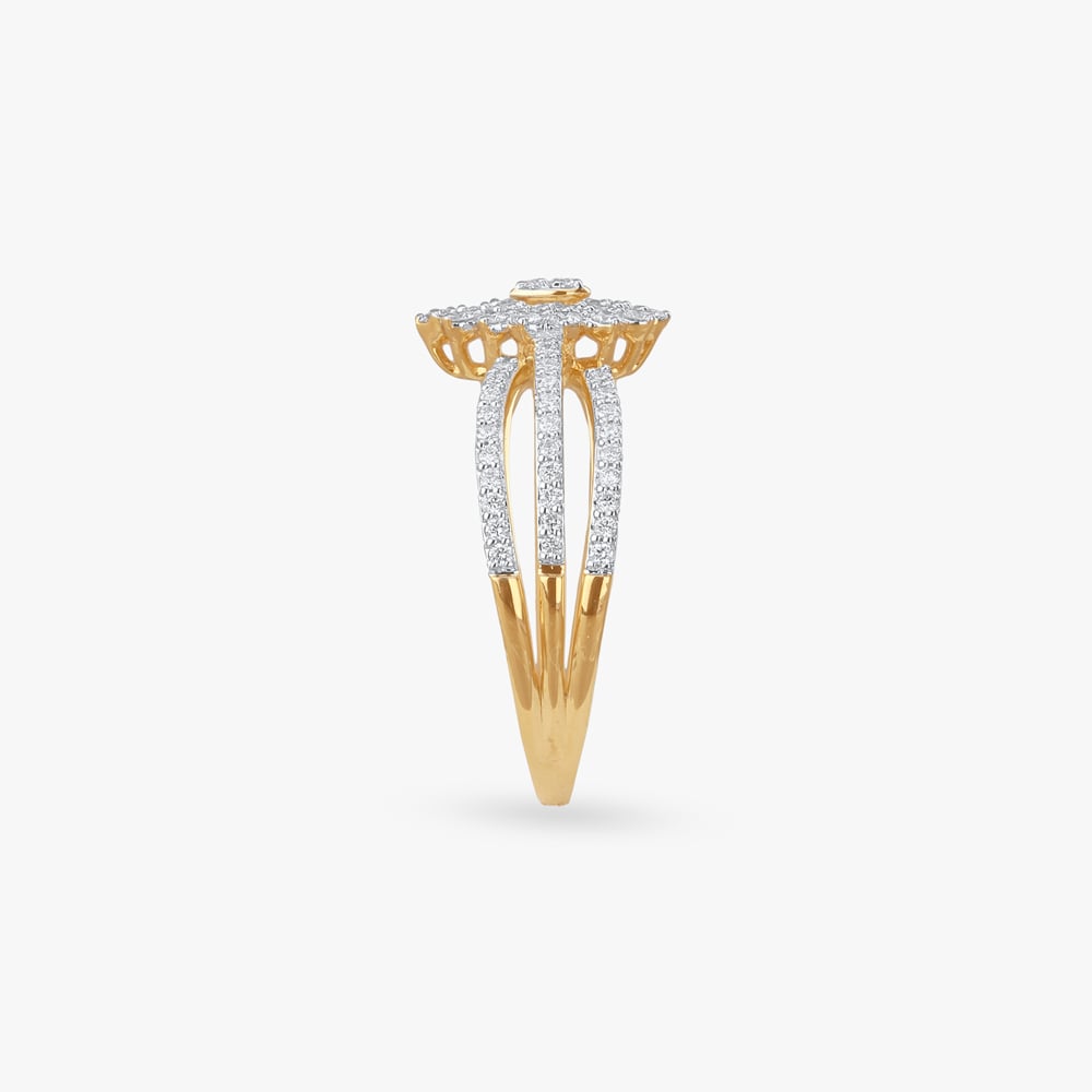 Luxe Bloom Diamond Ring,,hi-res image number null