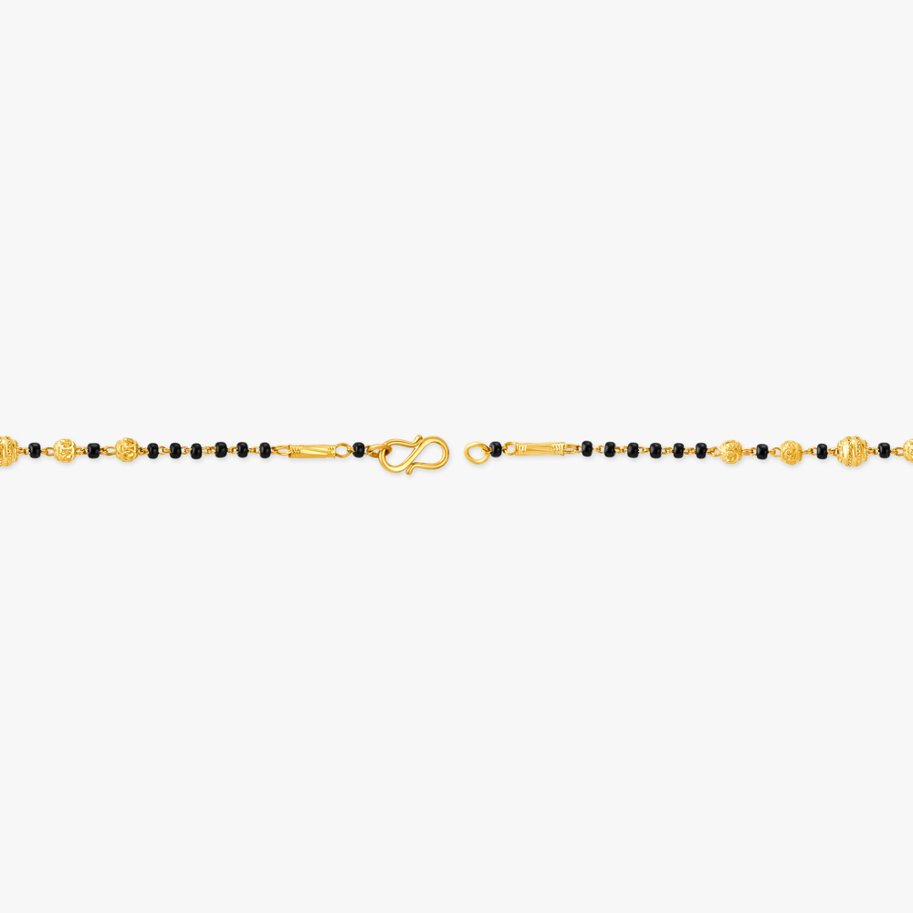 Stylish Black and Carved Gold Bead Bracelet,,hi-res image number null