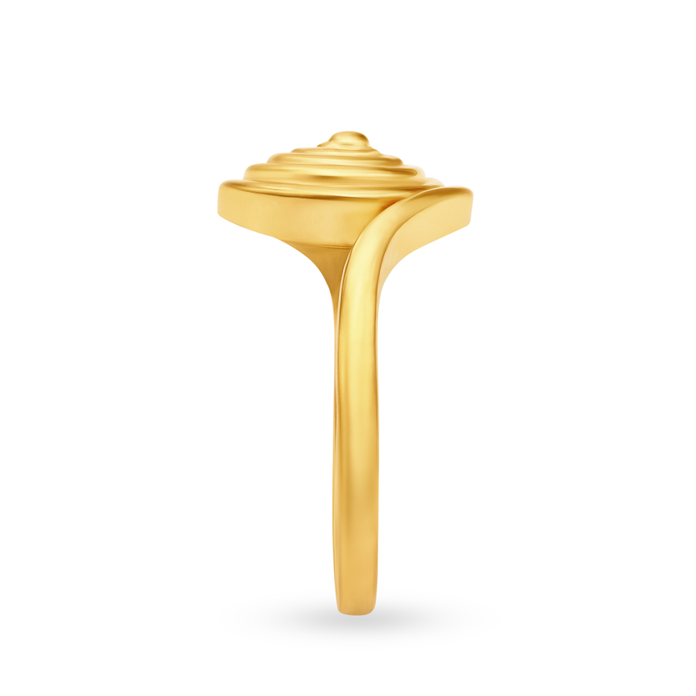 Entrancing 22 Karat Gold Swirling Finger Ring,,hi-res image number null