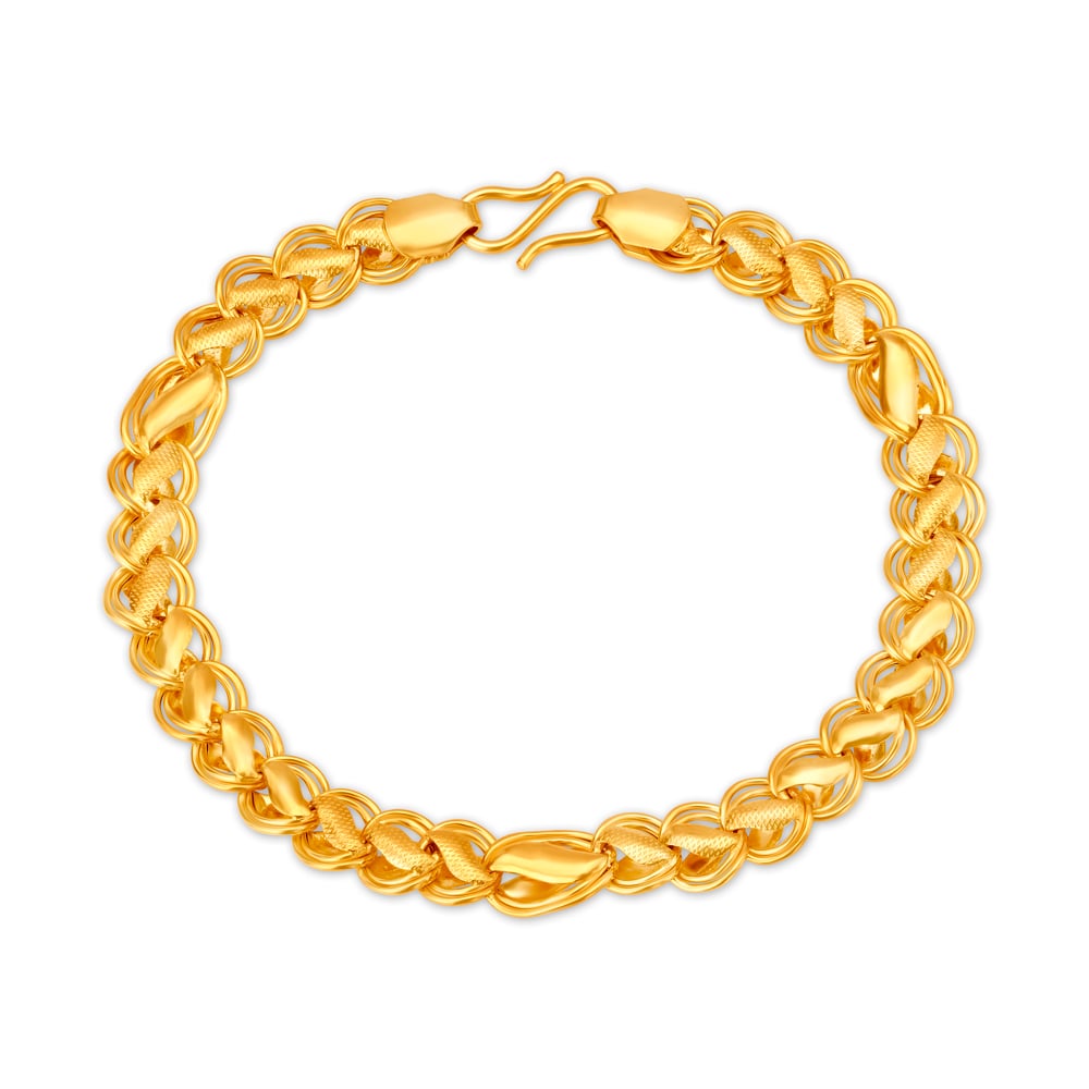 

Graceful 22 Karat Yellow Gold Twist Link Bracelet