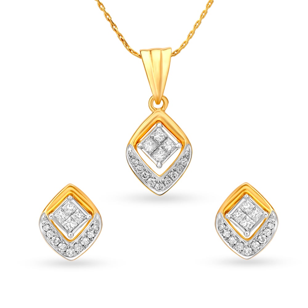

Rhombic Shape Diamond Pendant and Earrings Set