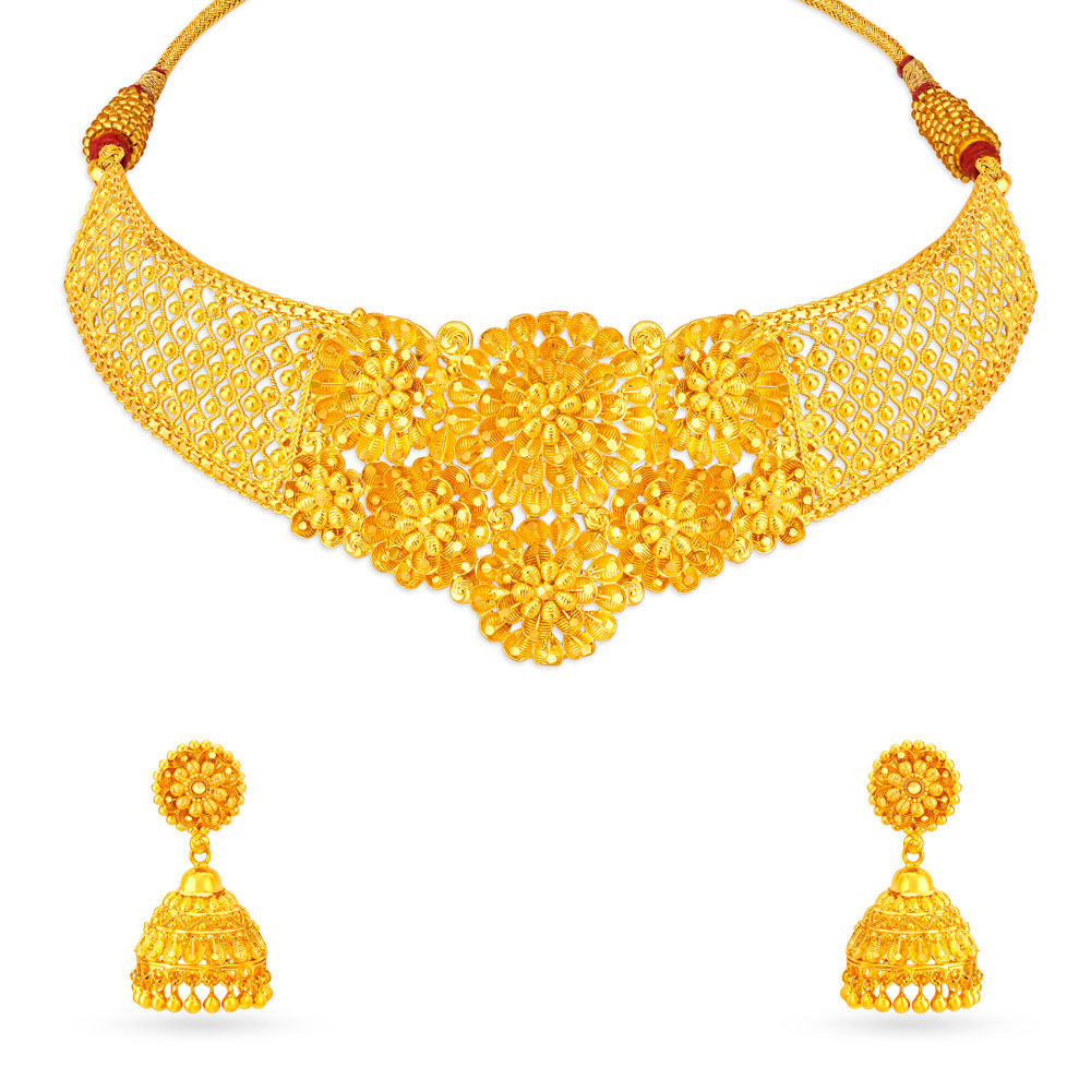 Gleaming Gold Necklace Set for the Bengali Bride