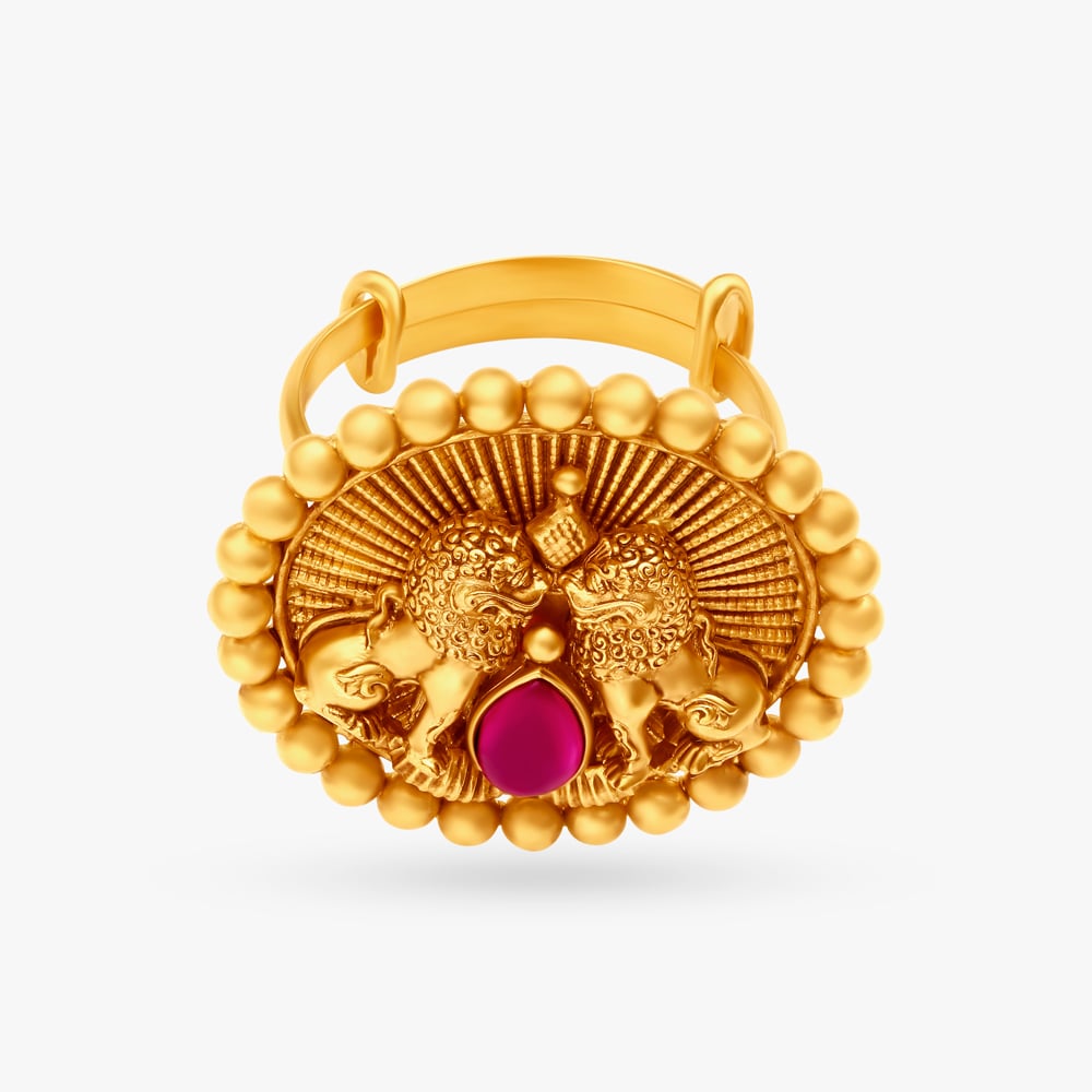 The Gallant Simhazhi Ring,,hi-res image number null