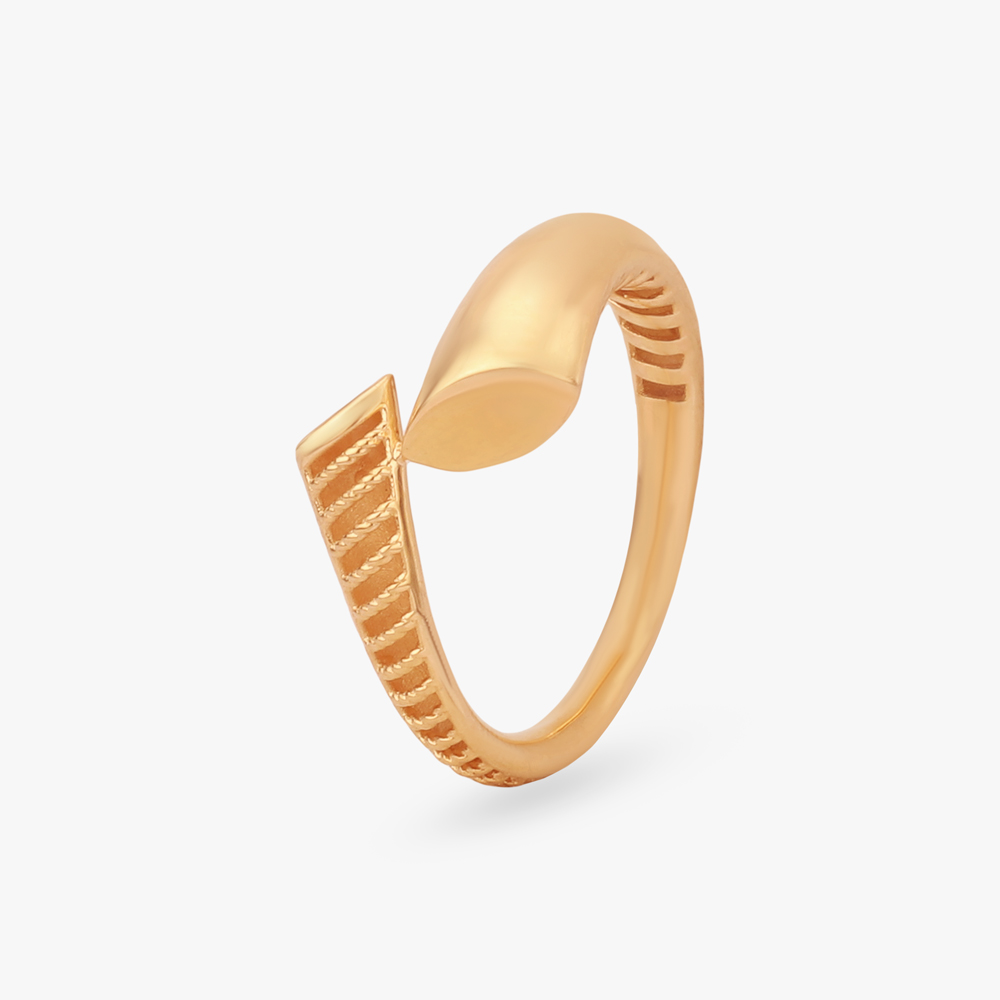 Angular Ridge Gold Ring,,hi-res image number null