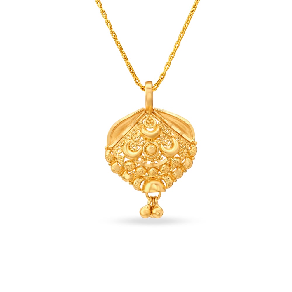 

Ornate Gold Rhombic Pendant
