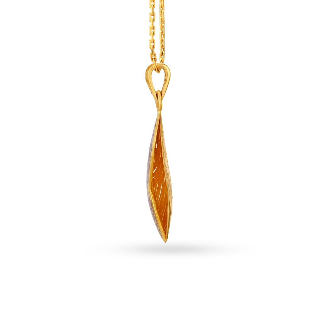 Simple Classic Gold Pendant