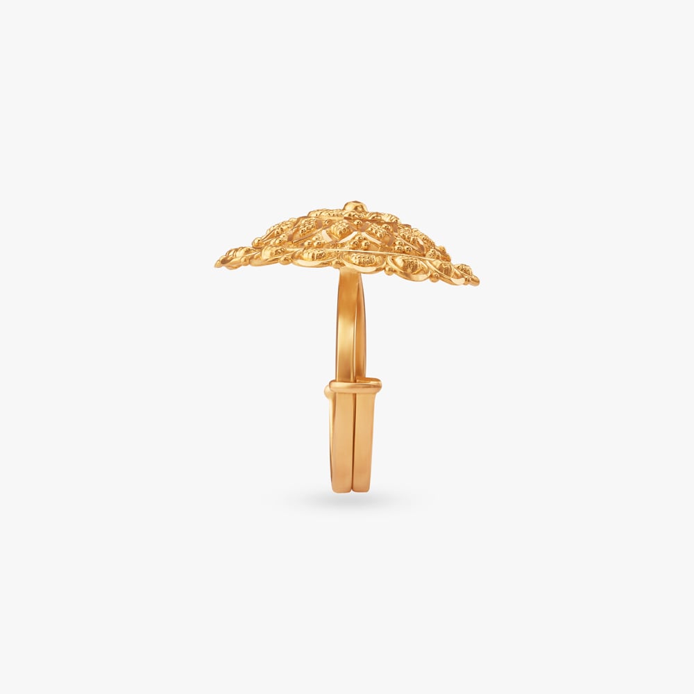 Royal Crest Gold Ring,,hi-res image number null