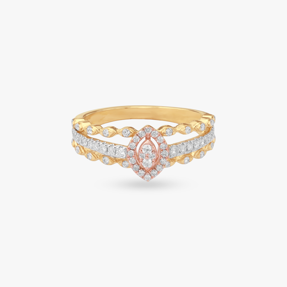 

Petal Frame Diamond Ring