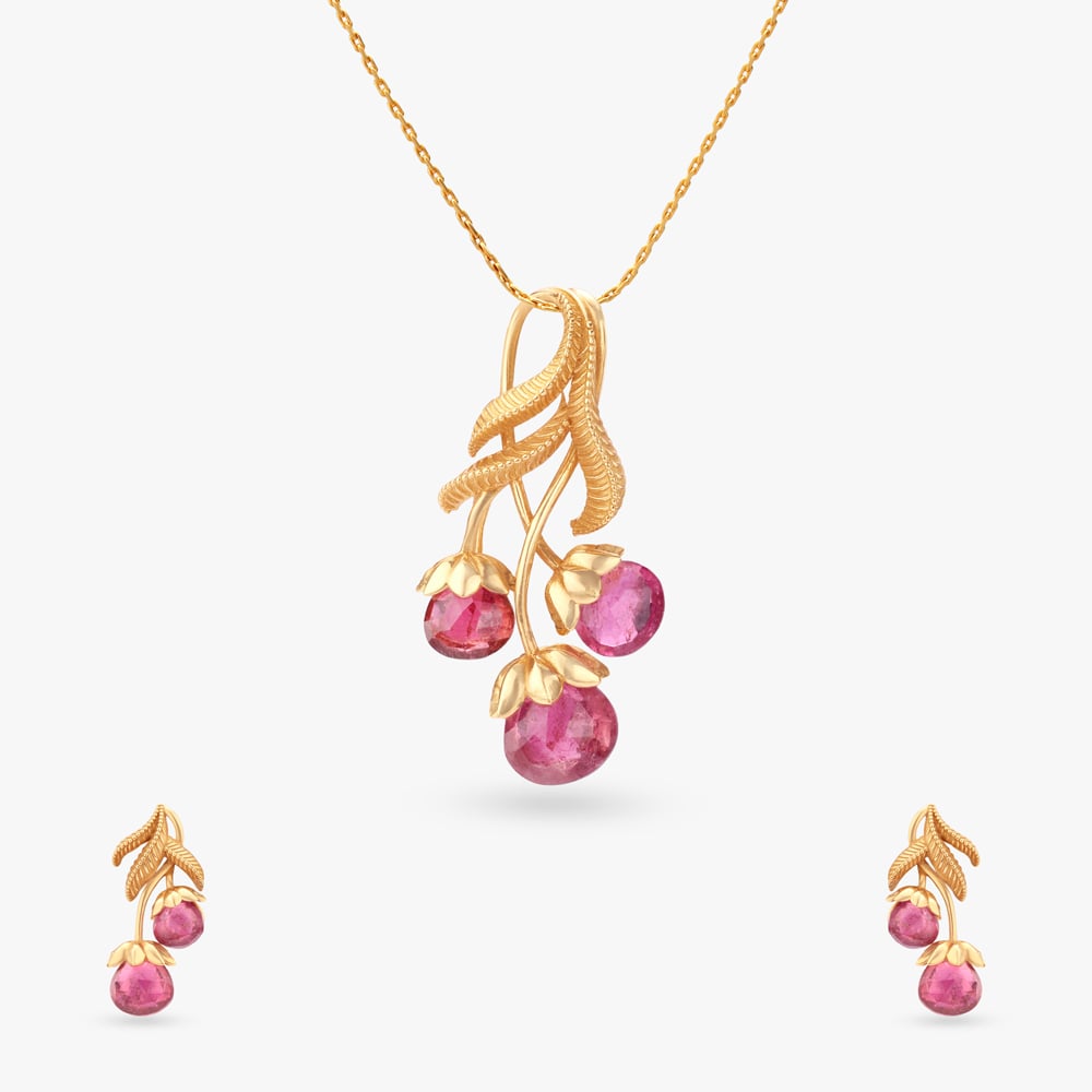 

Crimson Rhythm Gold Pendant and Earrings Set