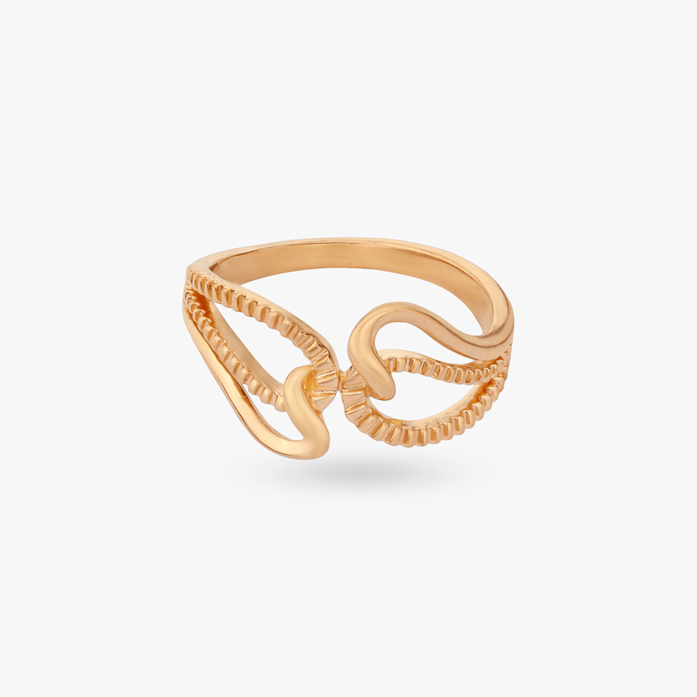 

Bold Loop Gold Ring
