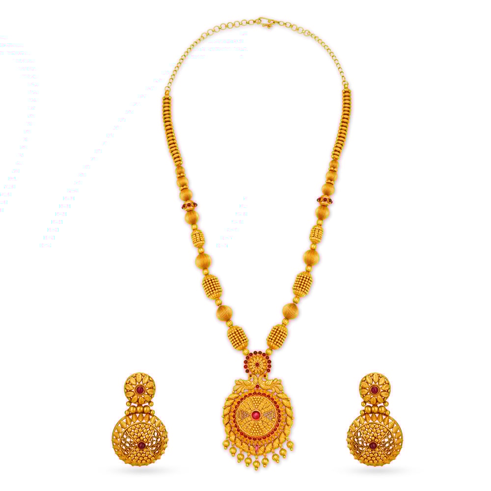 

Majestic Radiant Gold Necklace Set