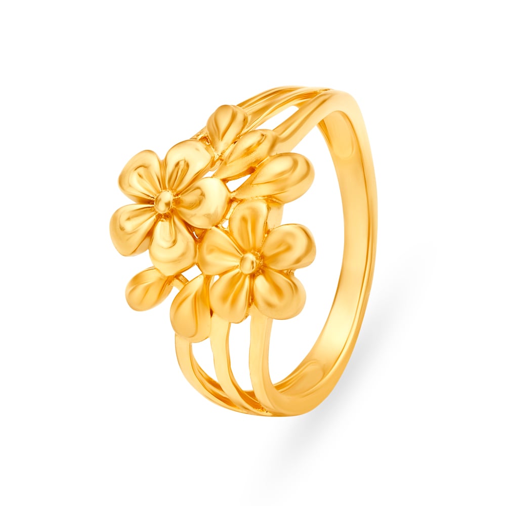 Elegant Floral Gold Ring