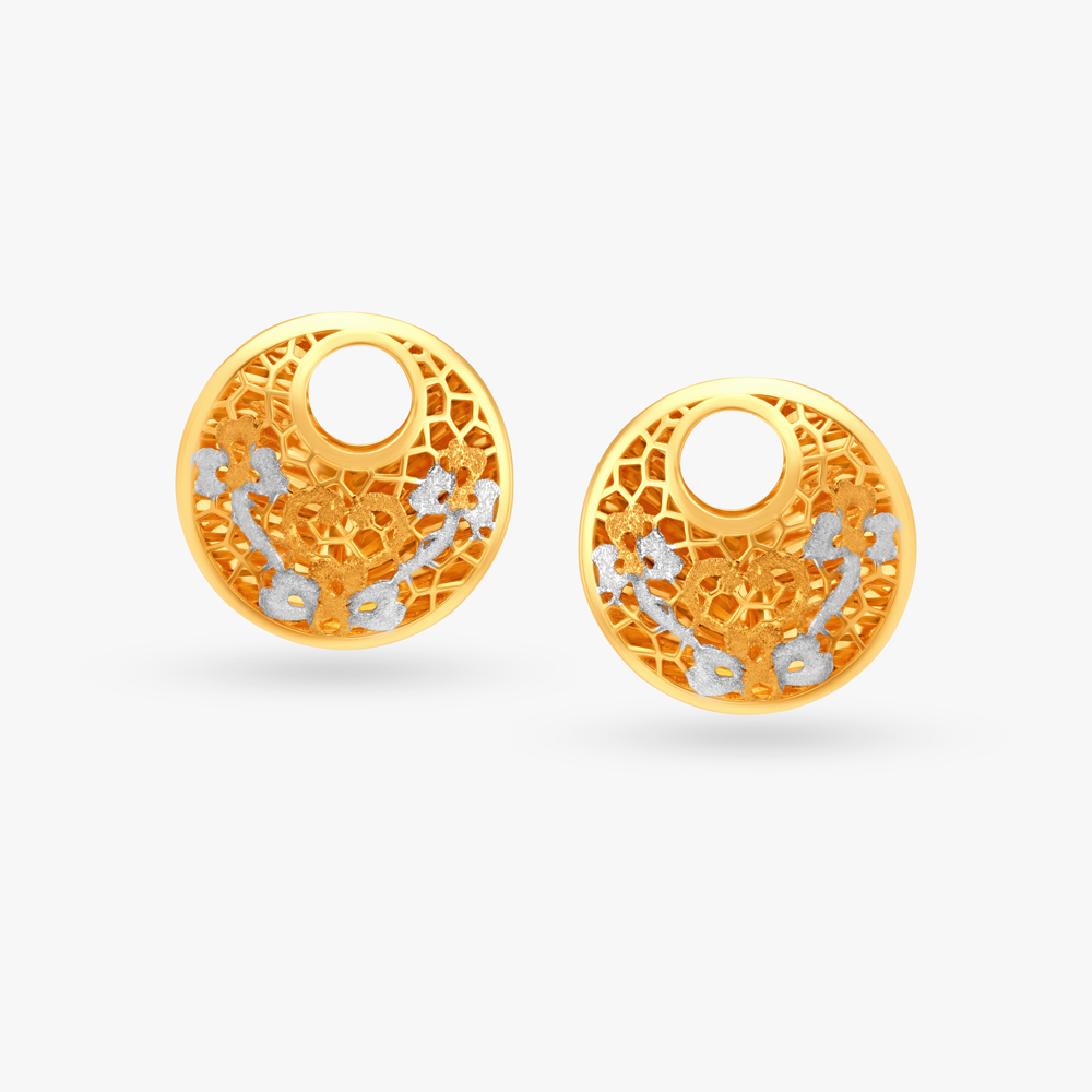 Stunning Pendant with Earrings Set