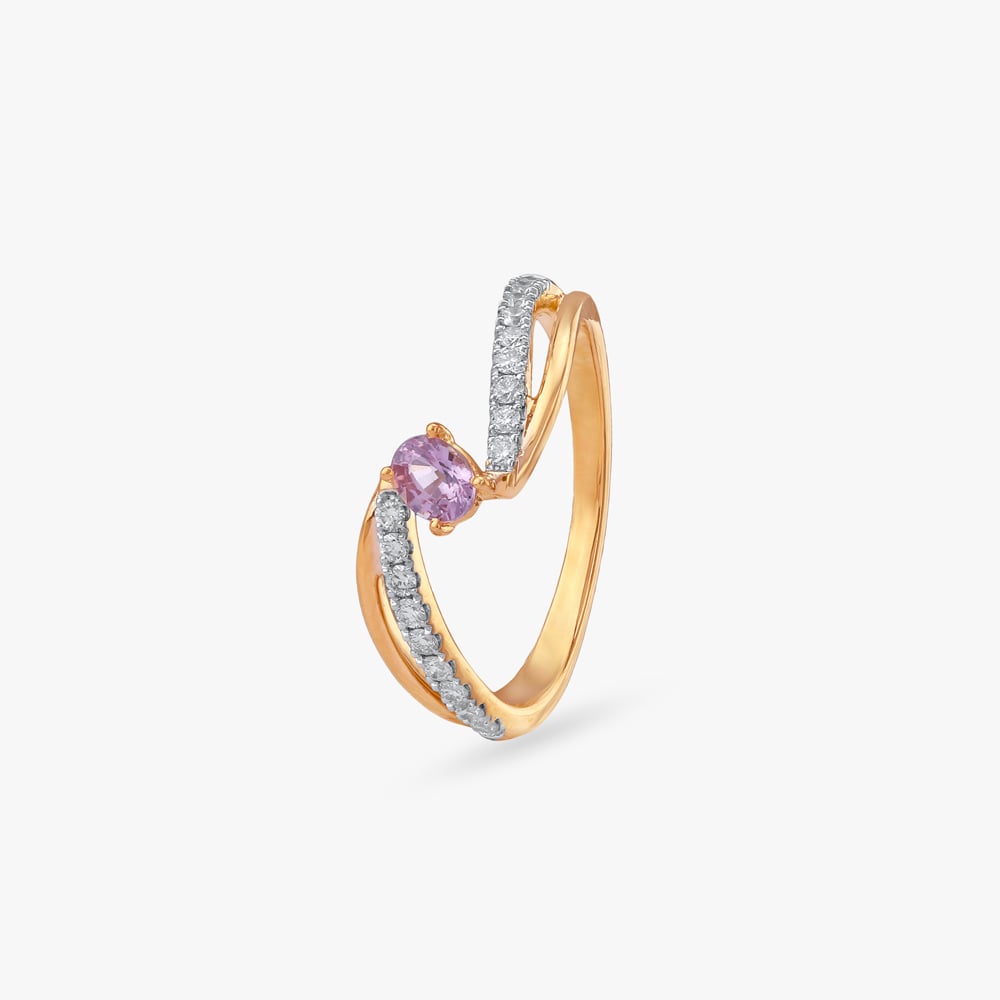 

Twisted Shine Diamond Ring