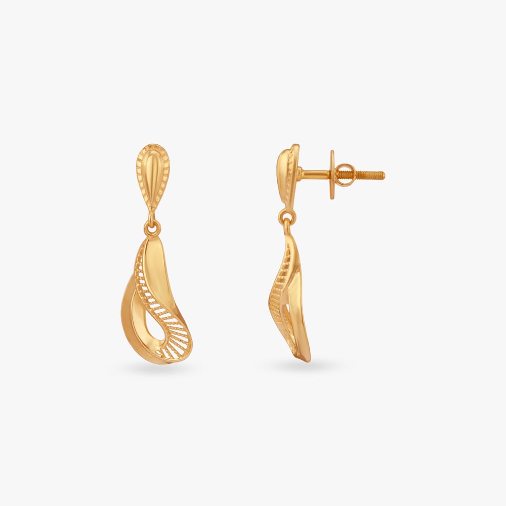 

Radiant Flow Gold Drop Earrings