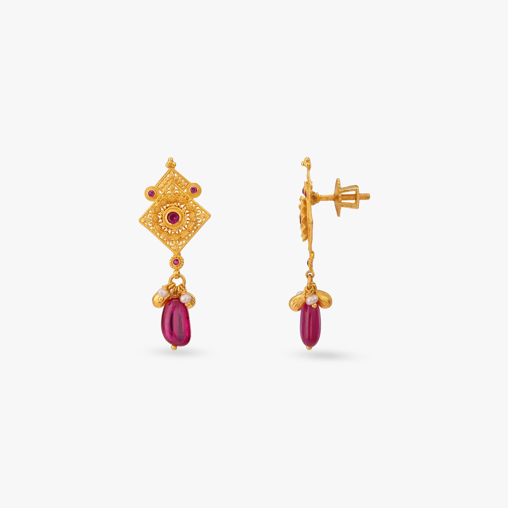 Radiant Heritage Gold Pendant with Chain and Earrings Set,,hi-res image number null