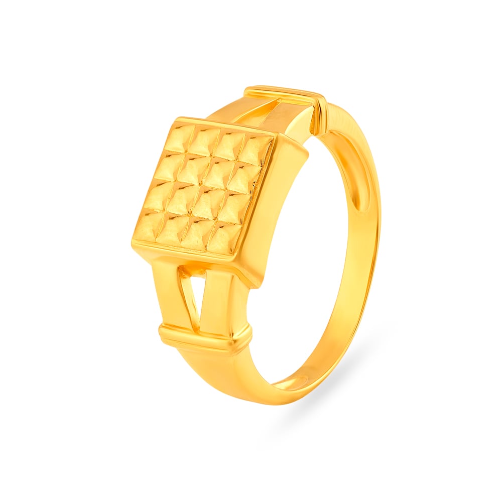 

Impressive 22 Karat Yellow Gold Spiked Square Finger Ring
