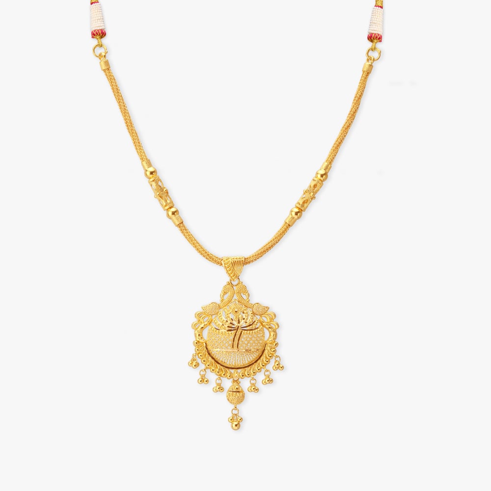 

Royal Leaf Gold Necklace