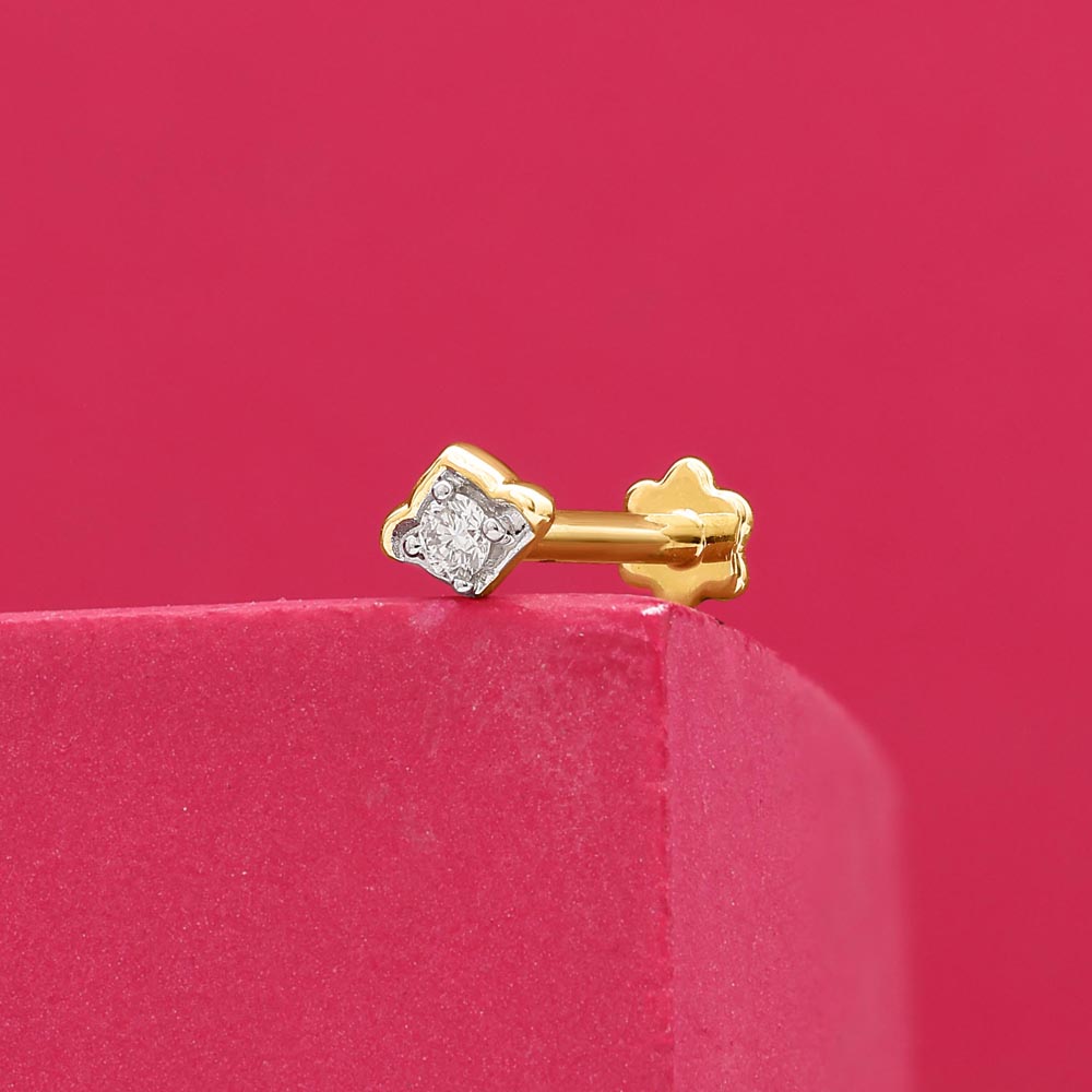 Chic Nova Diamond Nose Pin,,hi-res image number null
