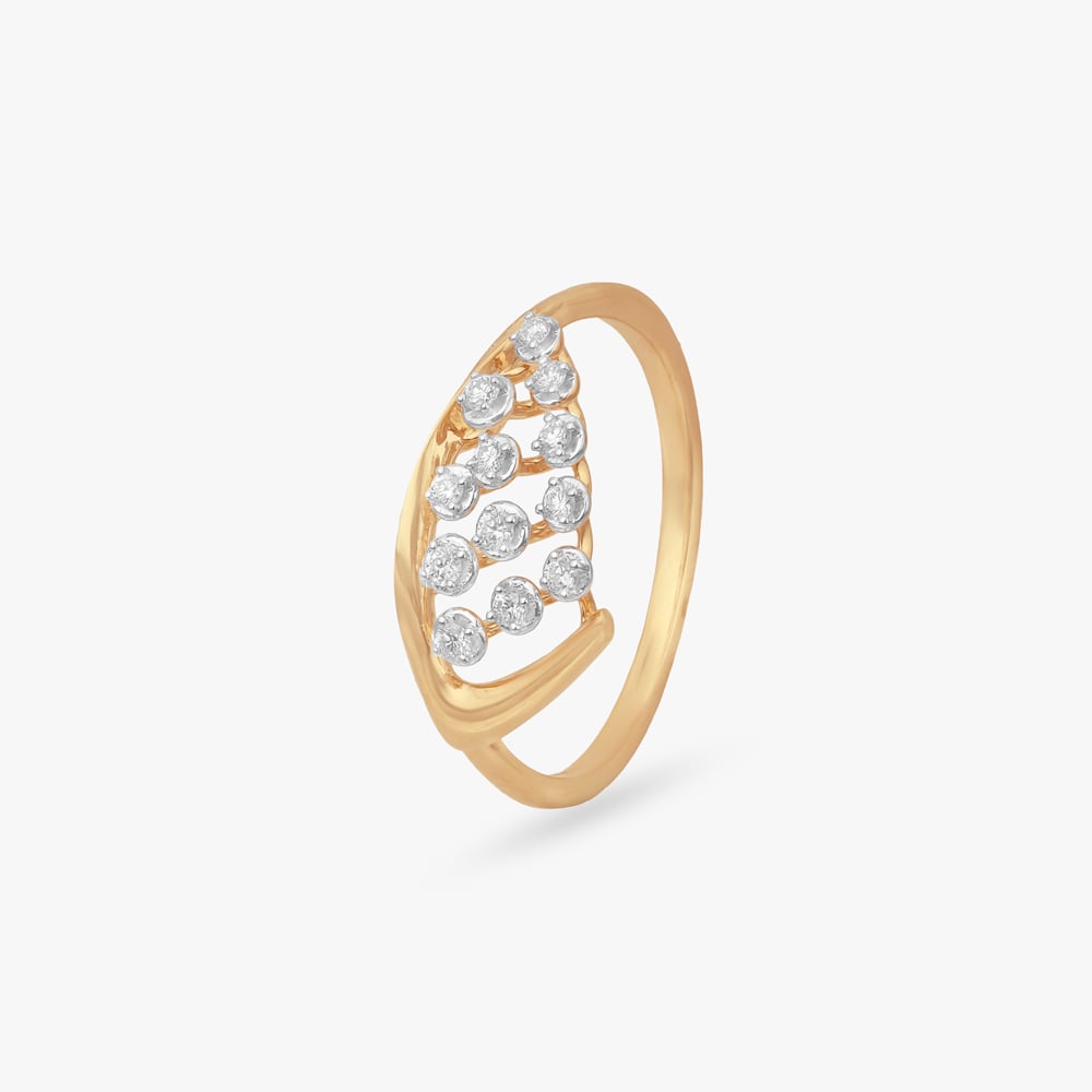 

Cluster Charm Diamond Ring