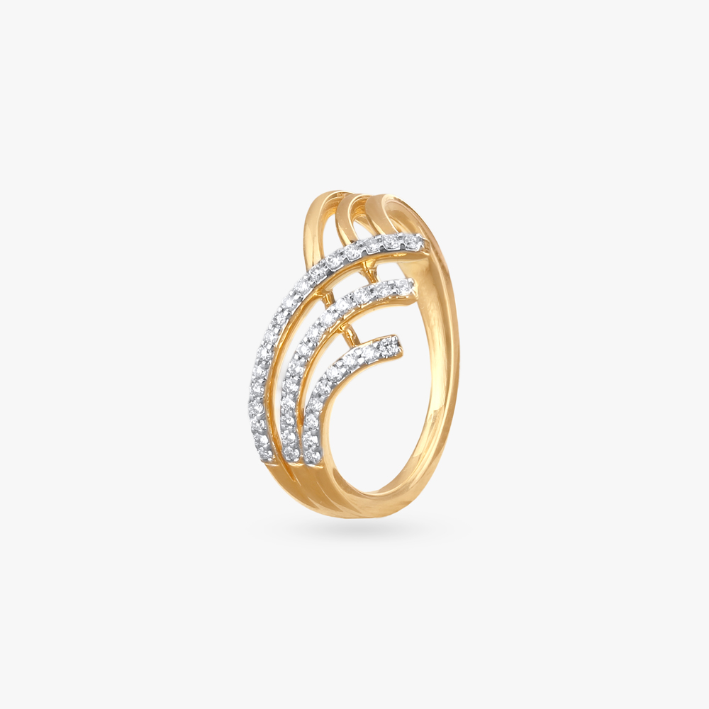 

Triple Arc Diamond Ring