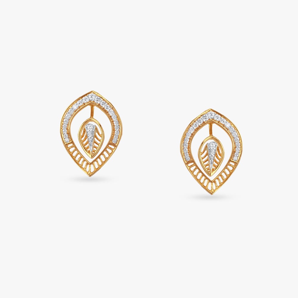 

Artistic Leaf Diamond Stud Earrings