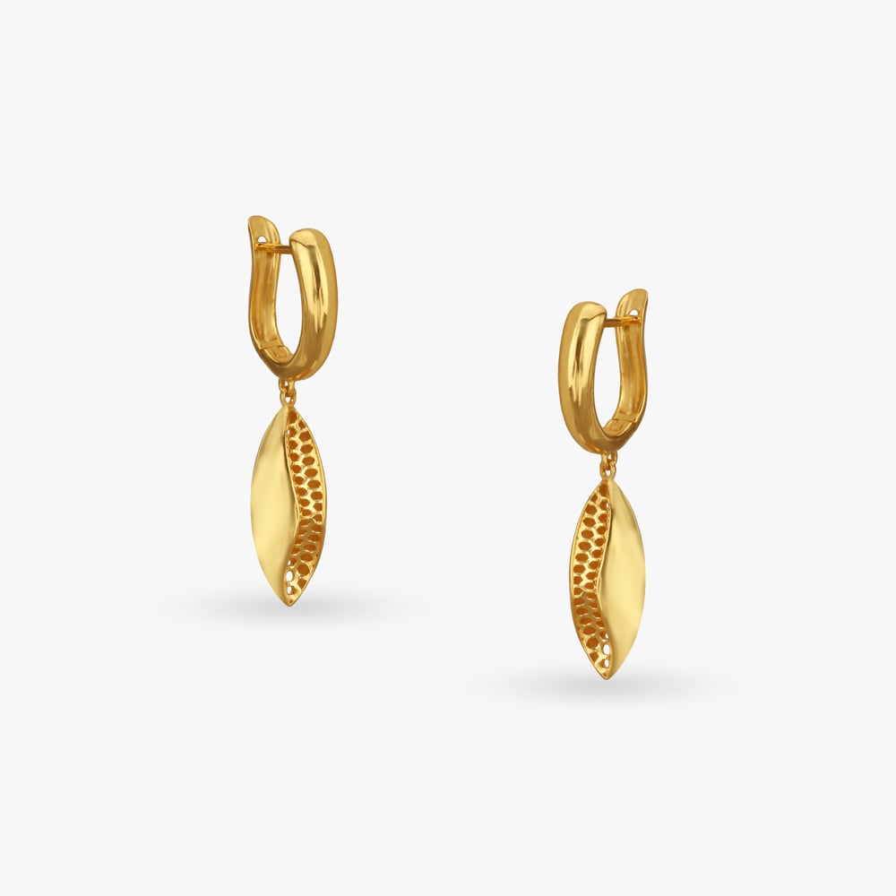 

Glam Ripples Gold Drop Earrings