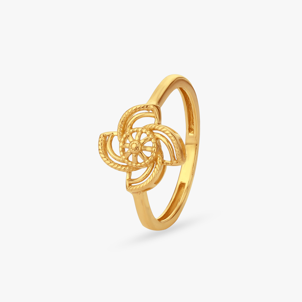 Pinwheel Grace Gold Ring,,hi-res image number null