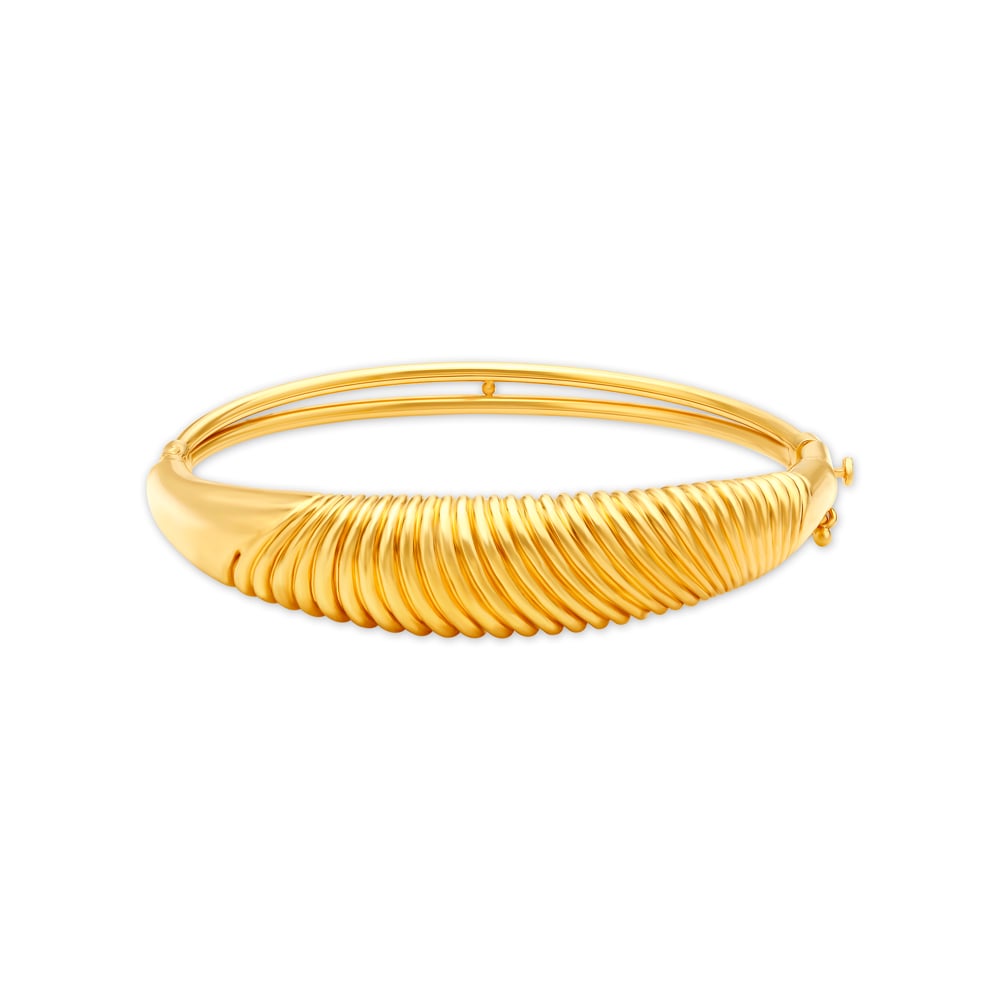 Sophisticated Yellow Gold Ribbed Bangle,,hi-res image number null