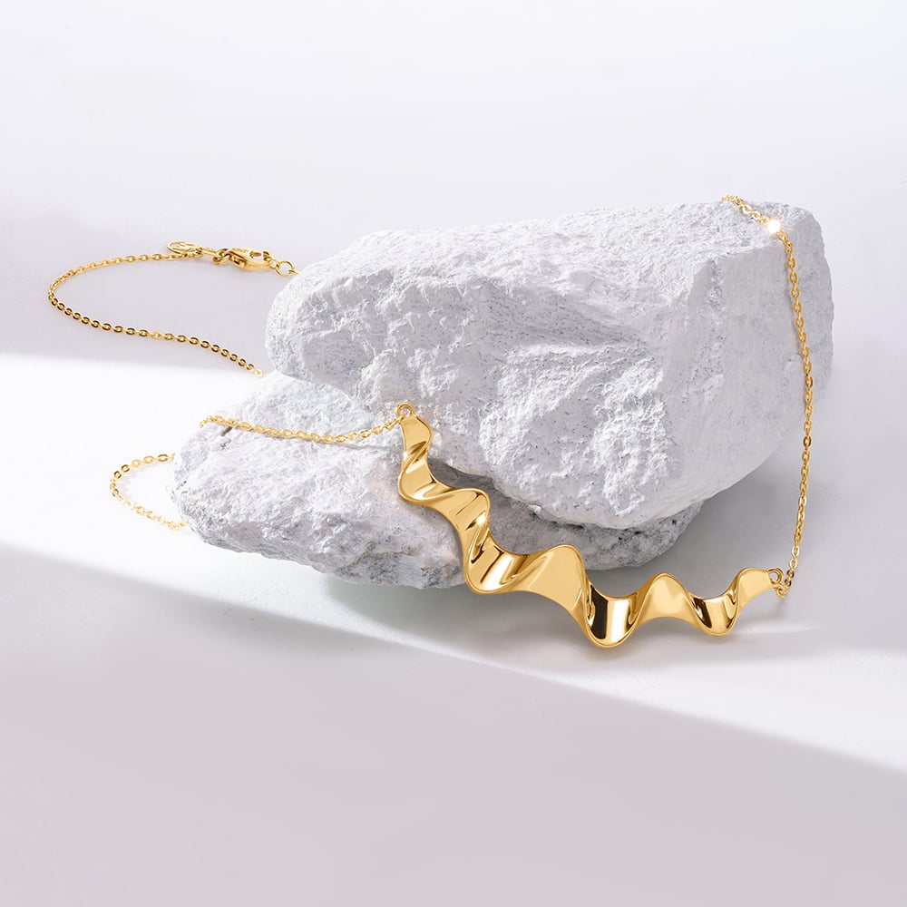 Serene Sway18KT Gold Pendant and Chain,,hi-res image number null
