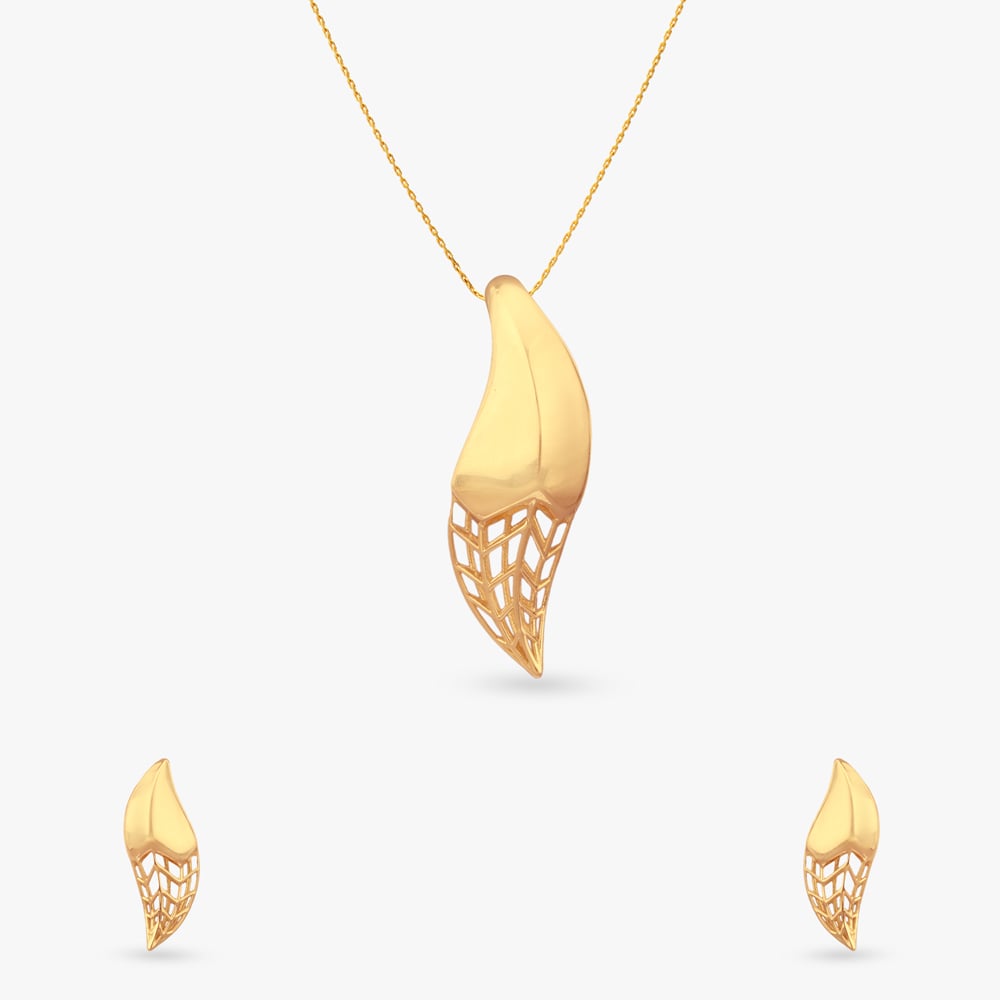 

Fluid Lattice Gold Pendant and Earring Set