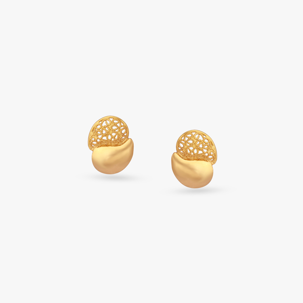 

Swirl Filigree Gold Stud Earrings